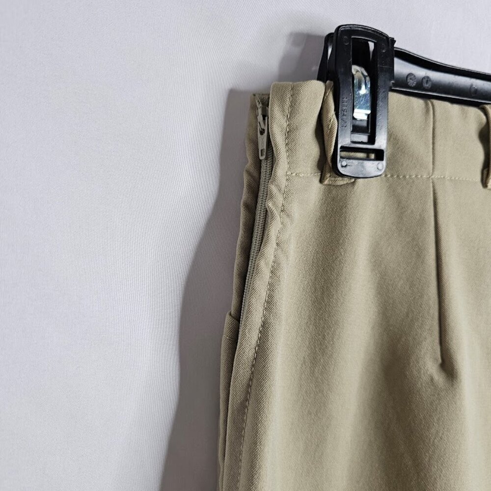 NEW Women's ARIAT Pro Circuit Knee Patch Breeches 26R Khaki Horse Riding Pants - Picture 7 of 7